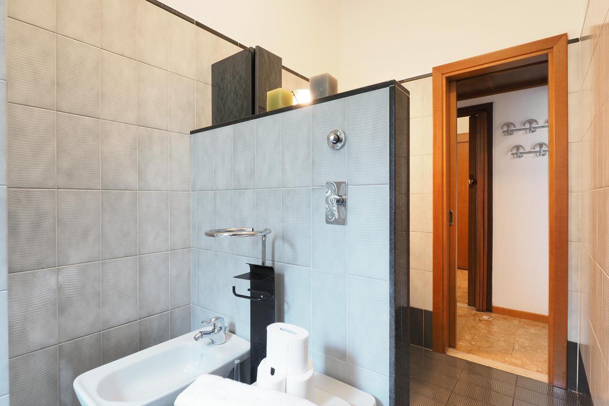 Primopiano - Palmaria B Apartment Milan Bagian luar foto